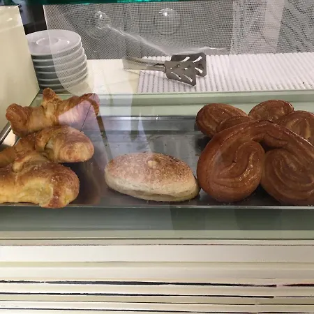 Bassa Prua Couette-café *